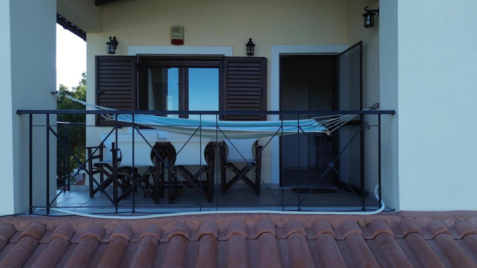 Artemis Penthouse 10 Minute From National Airport Villa Exteriör bild